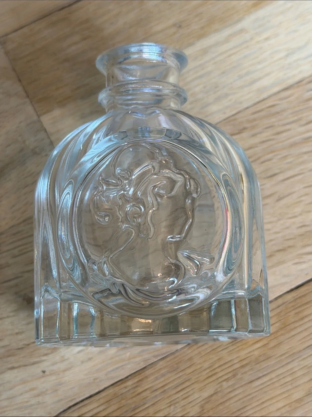 NWOT Clear Glass Decorative Bud Vase - Elegant Accent